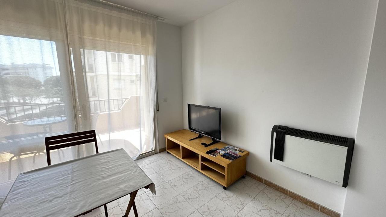 Apartamento De Playa En Santa Margarita. Roses Bagian luar foto