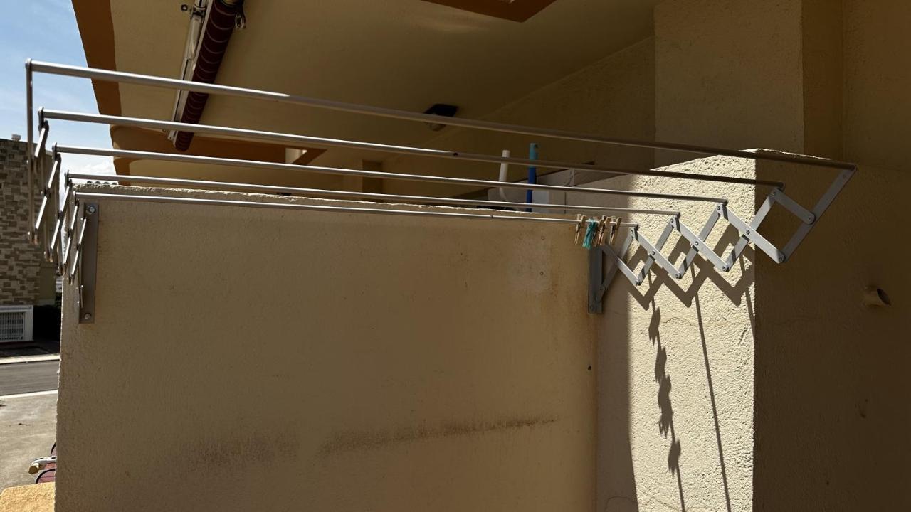 Apartamento De Playa En Santa Margarita. Roses Bagian luar foto